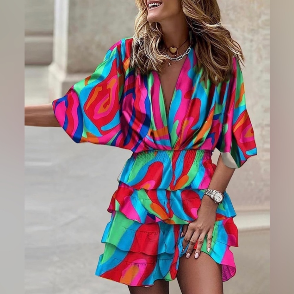 NWT Bohemian Layered Dressy V Neck Bell Sleeve Beach Short Mini Sundress size M - Picture 1 of 7